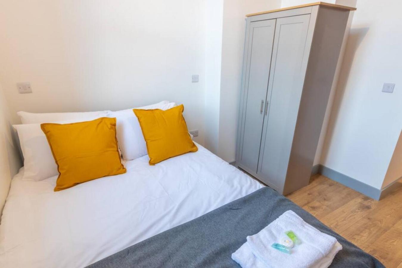 Pillo Rooms Serviced Apartments - Salford Манчестер Екстер'єр фото
